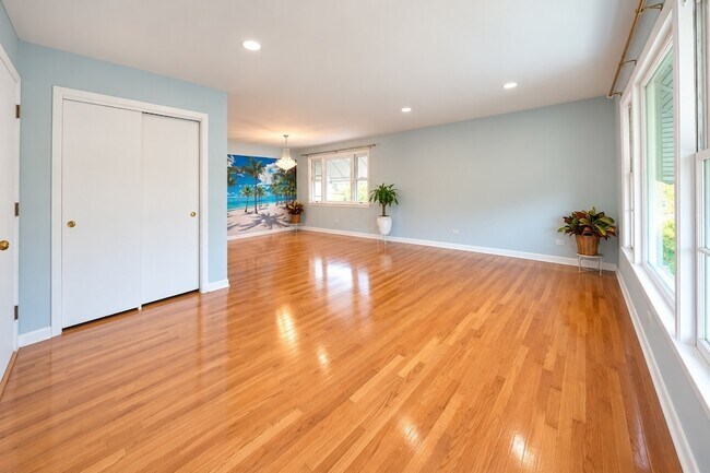 Photo - 8608 W Carmen Ave Unit 2