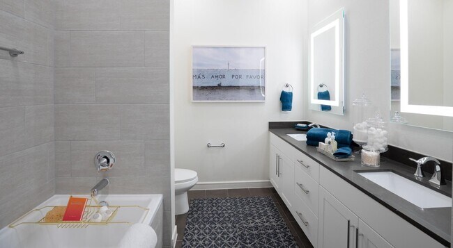 Photo - 10400 Research Blvd Unidad 219