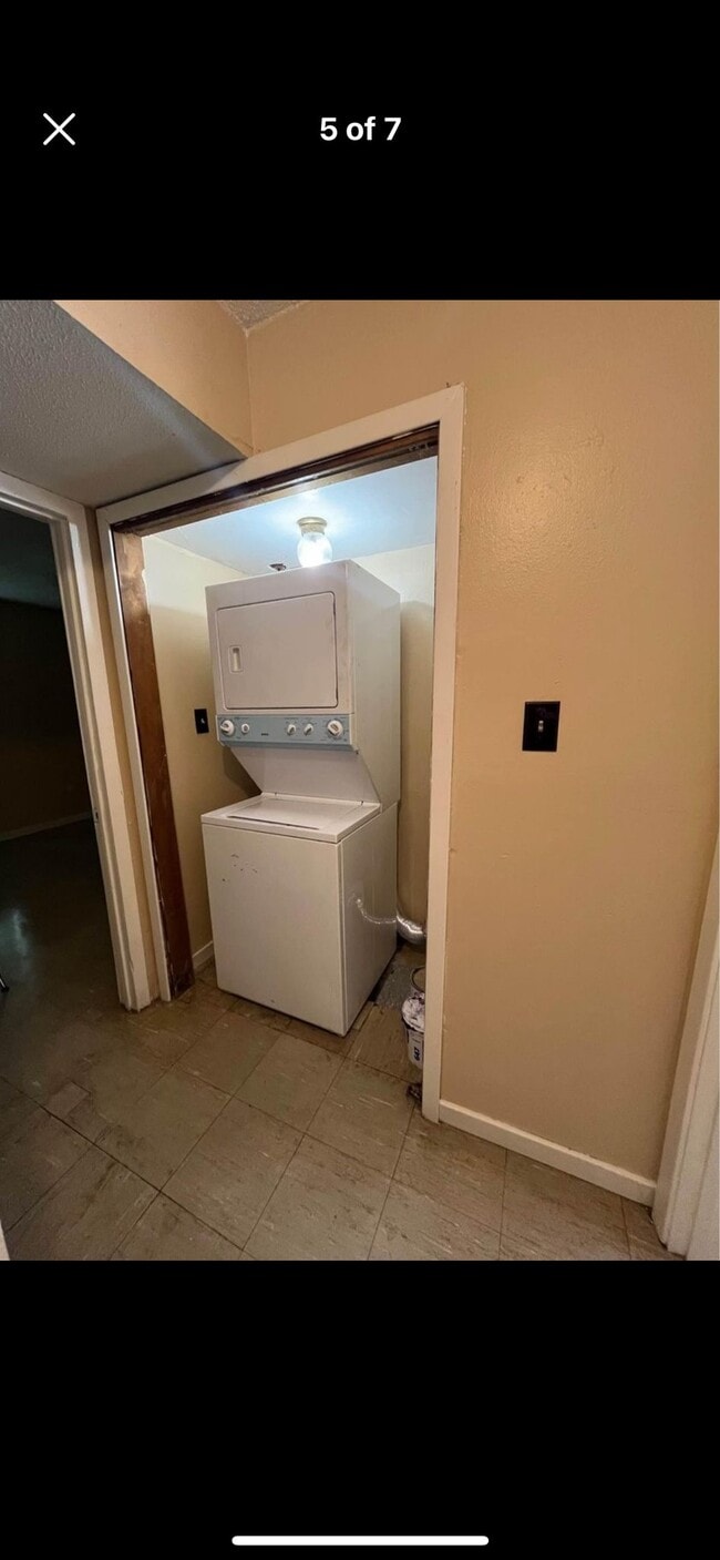 Photo - 500 Summit St Unit 1