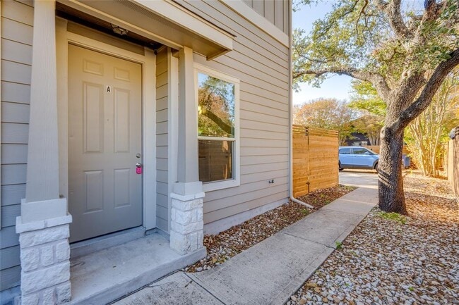 Photo - 5701 Cougar Dr