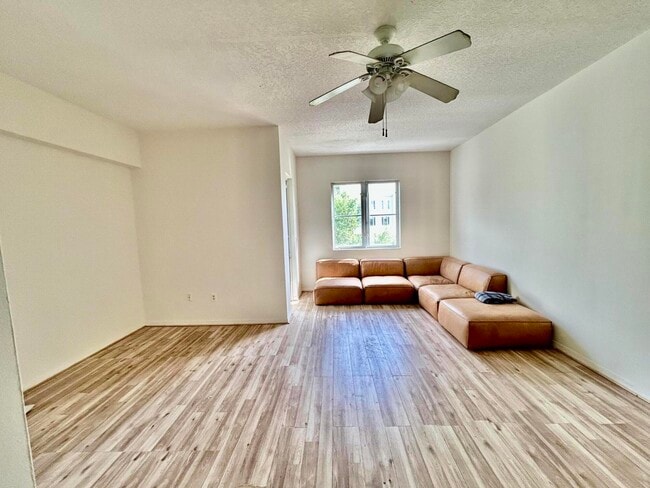 Photo - 1209 Main St Apartment Unit 307