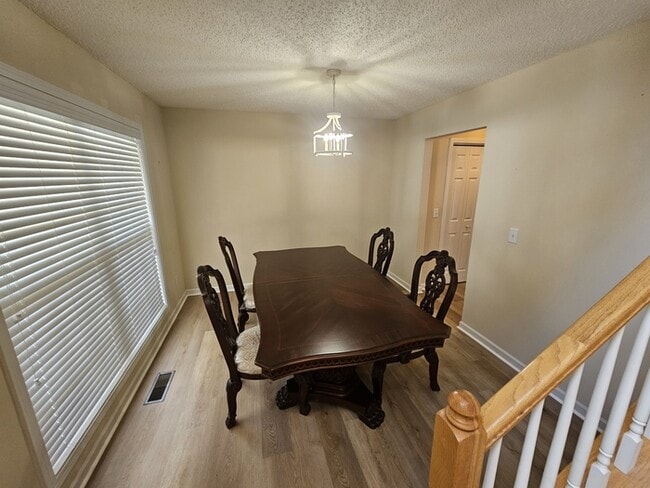 Photo - Furnished Mid Term rental