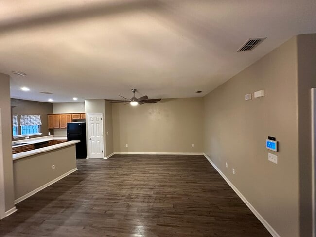 Photo - 22 Sir Lancelot Way