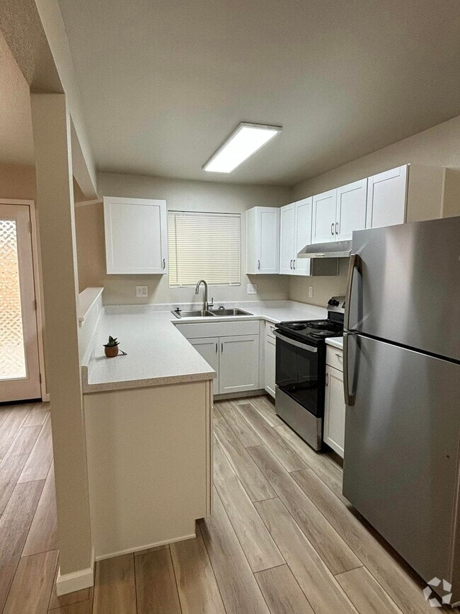 Building Photo - 1710 Scottsdale Way Unit 4 Rental