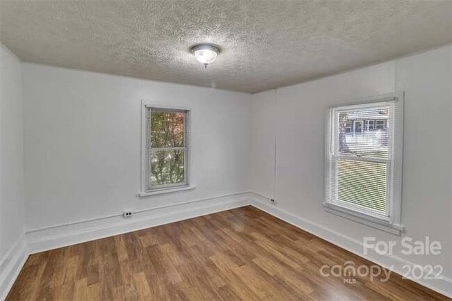 Photo - 206 Star Ridge Rd