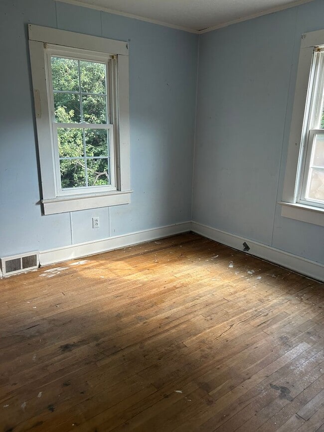 Photo - Owner-Financed 2 Bedroom Home – Bluefield, WV