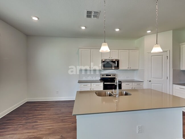 Photo - 14628 Cedar Ml Dr