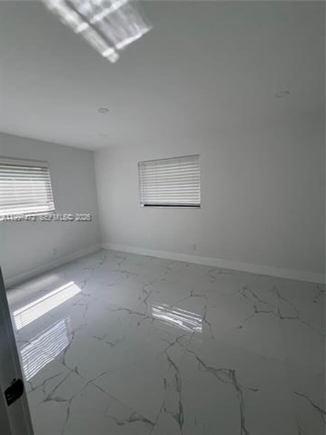 Photo - 11755 SW 37th St