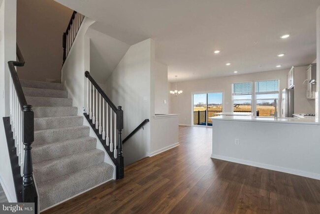 Photo - 331 Ensemble Wy