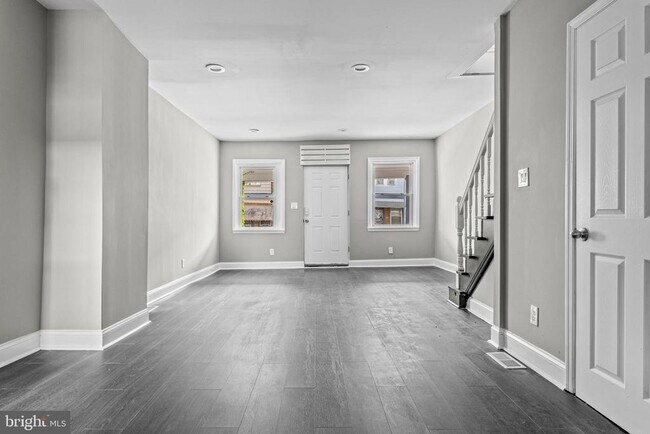 Photo - 5427 Ridgewood St