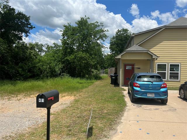 Photo - 411 E Elm St Townhome