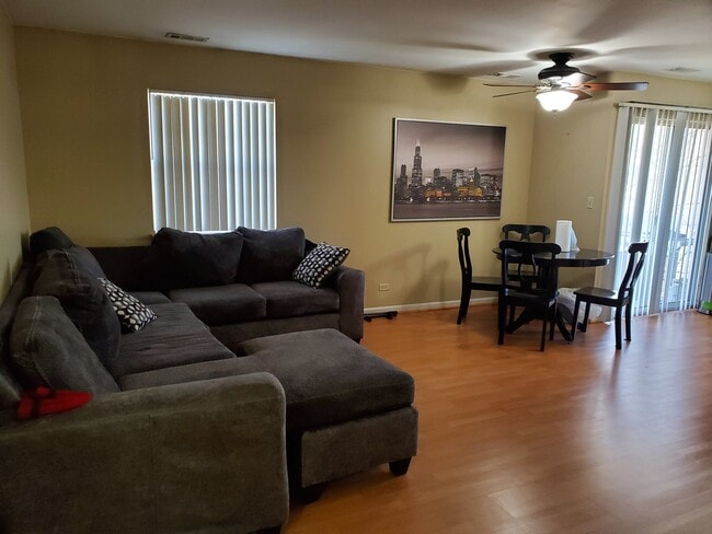 Photo - 116 Gant Cir Unit H