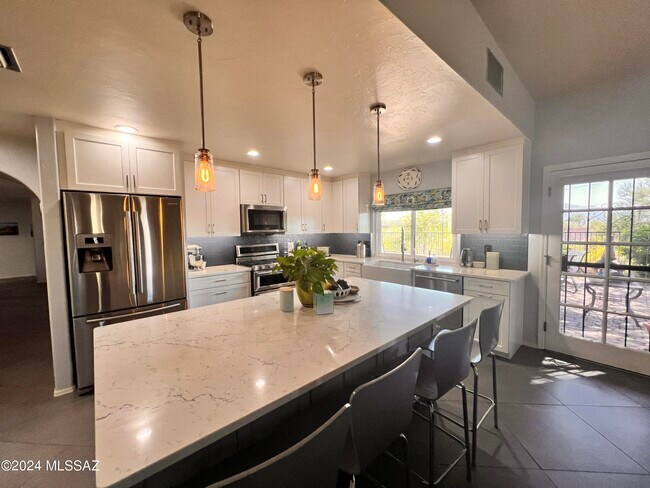 Photo - 7600 N Sonoma Way
