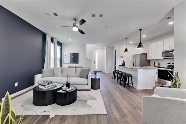 Photo - 3949 Bernese Dr