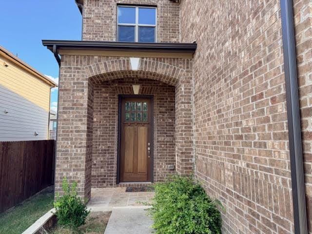 Photo - 329 Los Cobos Ln