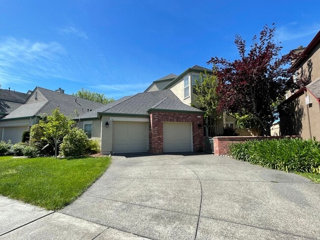 Photo - 2148 Falcon Ridge Dr