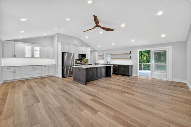 Photo - 14550 Providence Rd