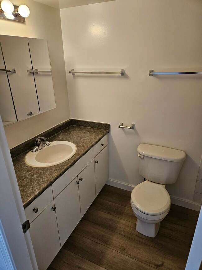 Photo - Fern Oaks Manor Unit 301