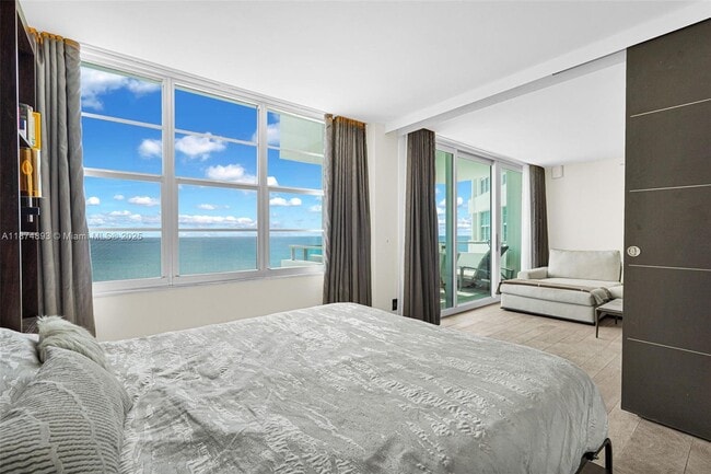 Photo - 5151 Collins Ave