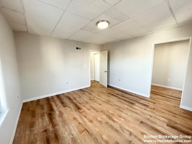 Photo - 105 Buttonwood St