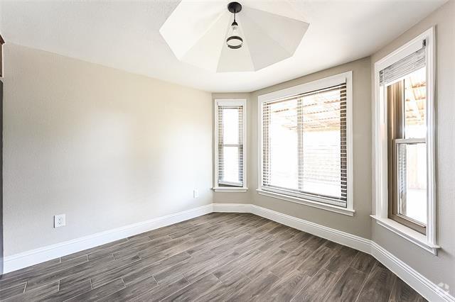 Building Photo - 524 E Lark Ct Rental