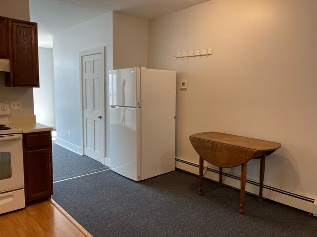 Photo - 408 Central St Unidad 3