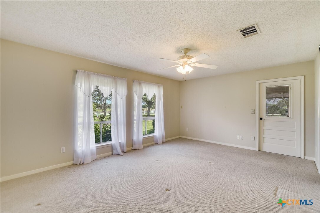 Photo - 7 Brenda Ln