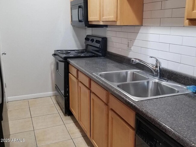 Photo - 1130 E Butler Dr Unit E1