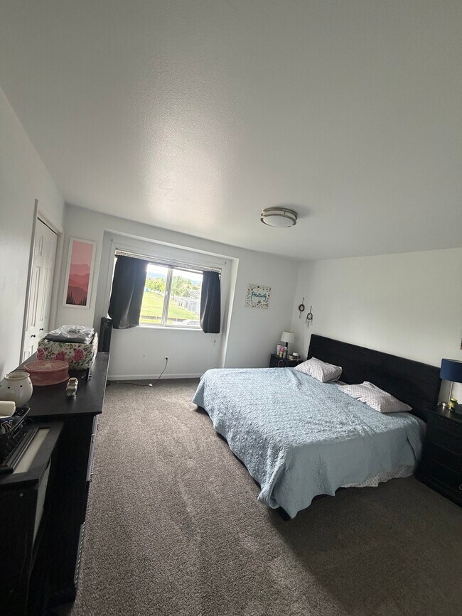Photo - 2303 W Beall St Unit 2303 W. Beall