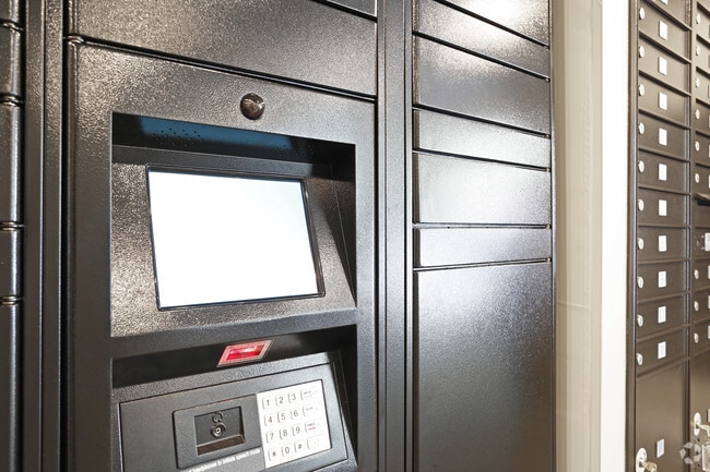 Photo - 777 Broadway