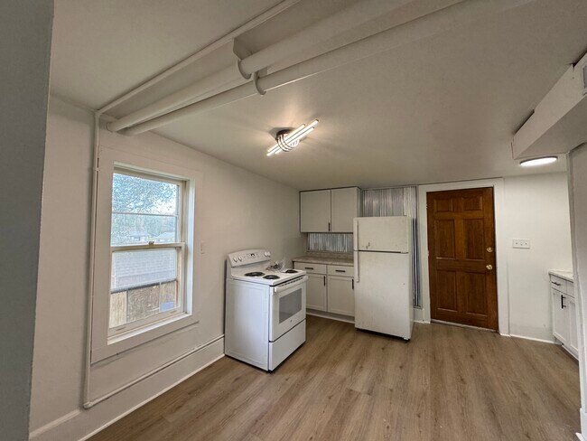 Photo - 303 Weston Ave