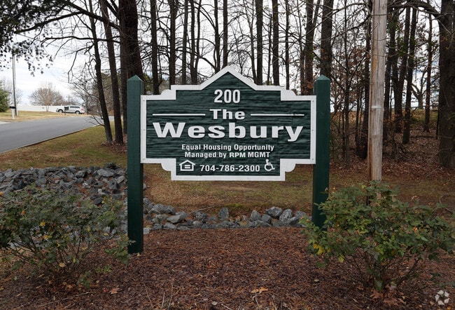 Photo - The Wesbury and Wesbury Plaza