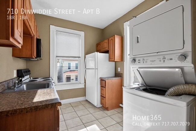 Photo - 710 Dinwiddie St