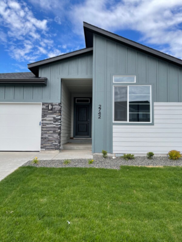 Photo - 2742 W Balboa Dr