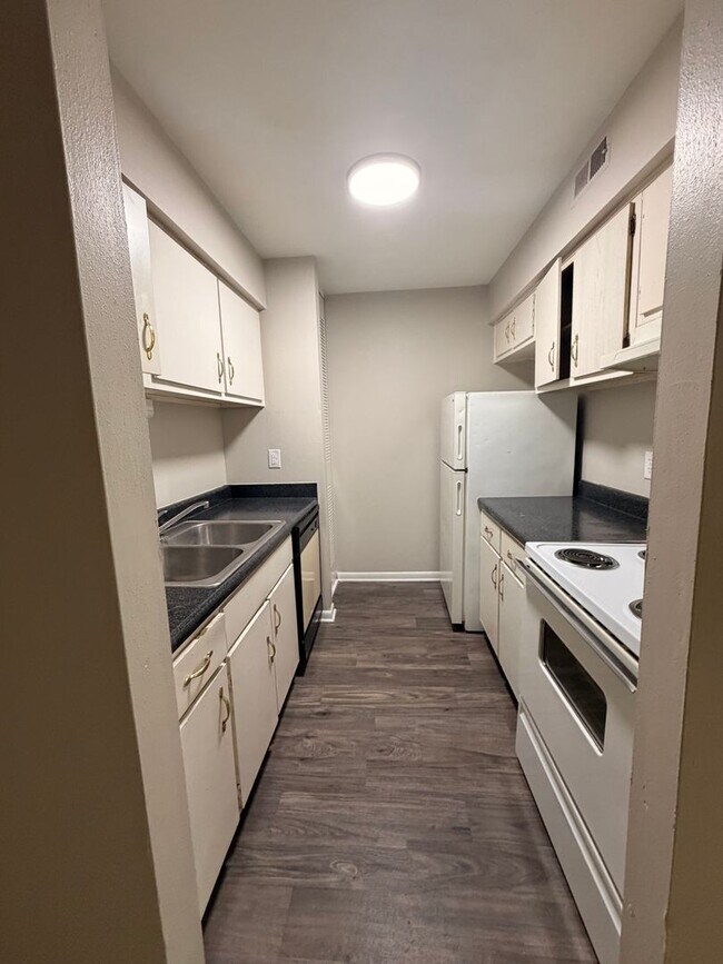 310 Orchard Trace Ln Unidad 8