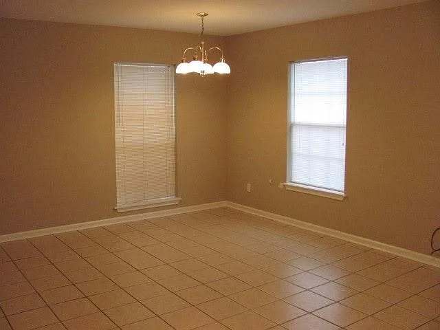 Photo - 358 Monarch Dr Unit Apt. A