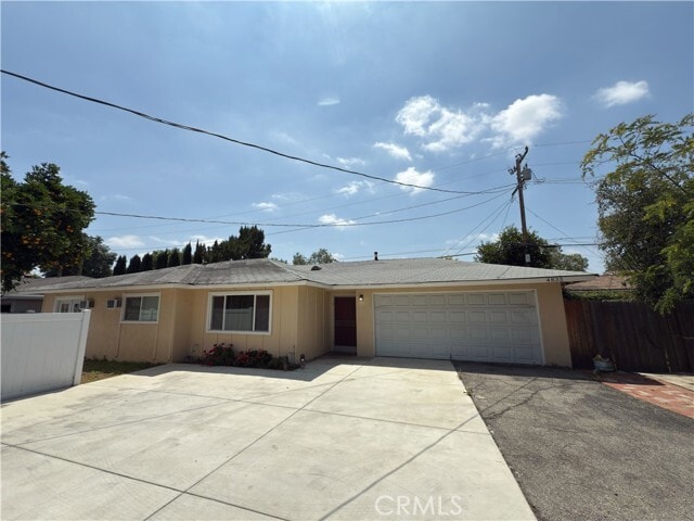 Building Photo - 4835 Fiesta Ave