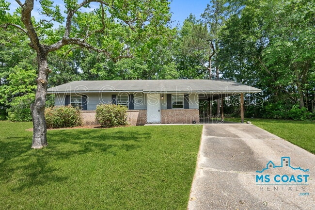 Building Photo - 316 Tandy Dr