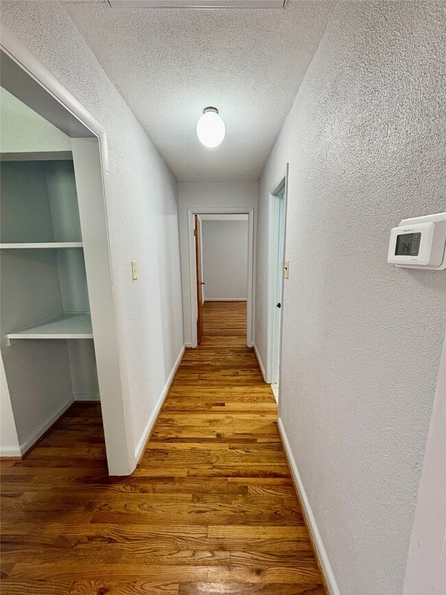 Photo - 1126 W 22nd St