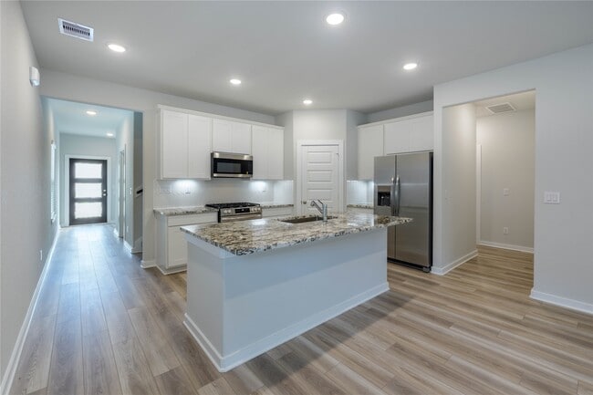 Photo - 8626 Blueberry Ash St