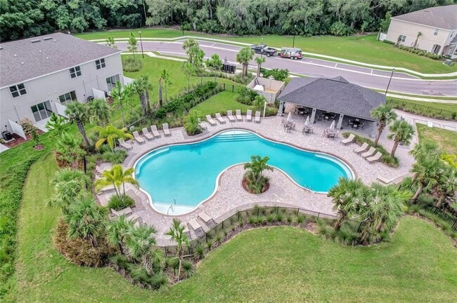 Photo - 6313 Willowside St