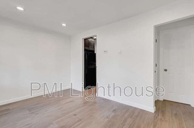 Photo - 128 Lockwood Ave