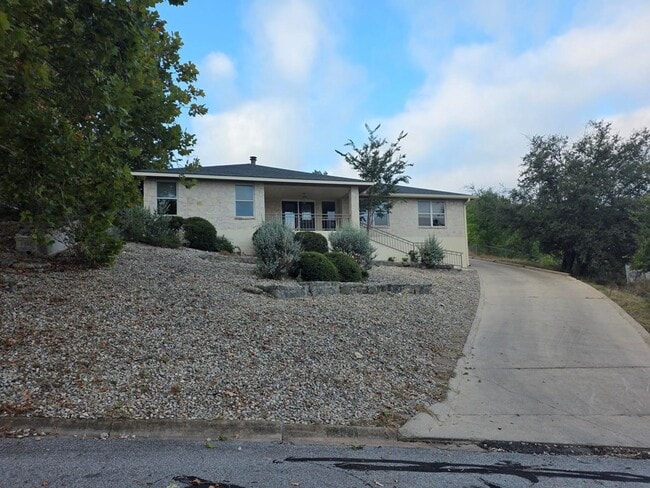 Photo - 1303 Malibu Dr