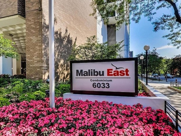 Building Photo - 6033 N Sheridan Rd Unit 14D