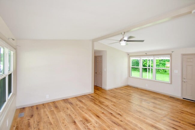 Photo - 169 Wilmar Ave