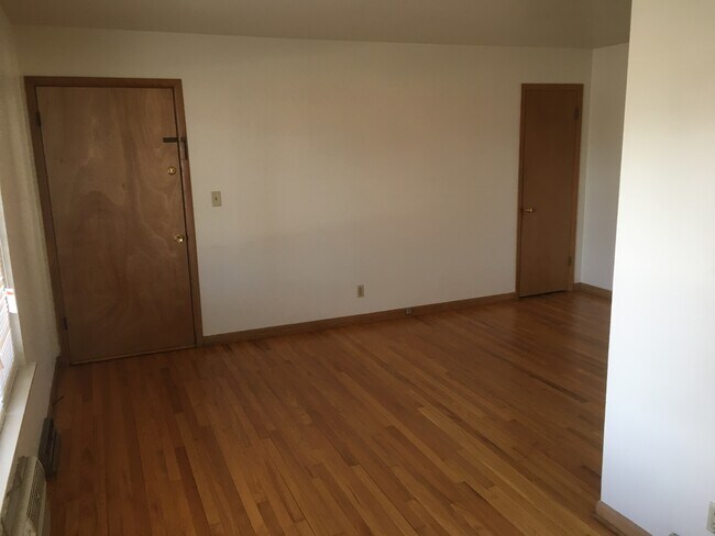 Photo - 3127 66th S St Unit 1