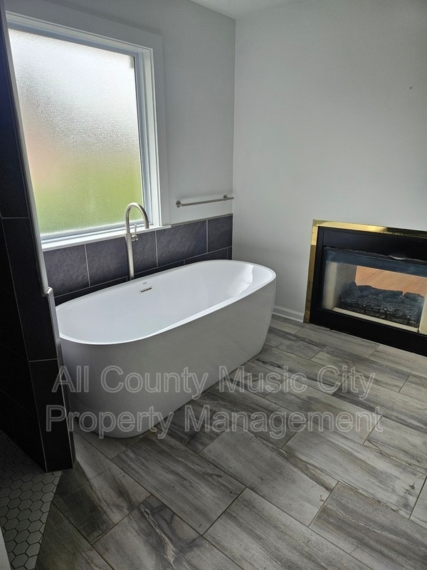 Photo - 425 Chamberlain Park Ln