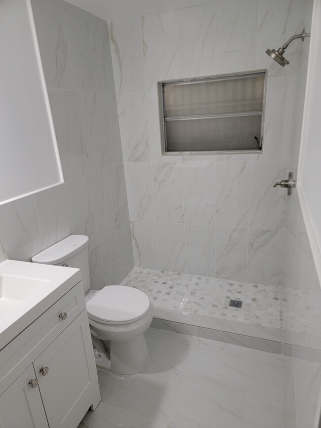 6751 SW 39th Ter Unit #2