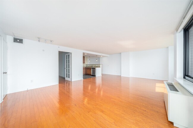 700 Grove St Unit 6G