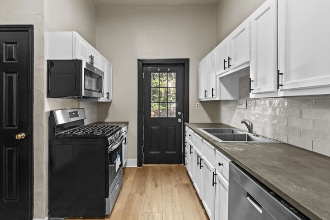 Photo - For Rent: Spacious 4 Bedroom Home in South...